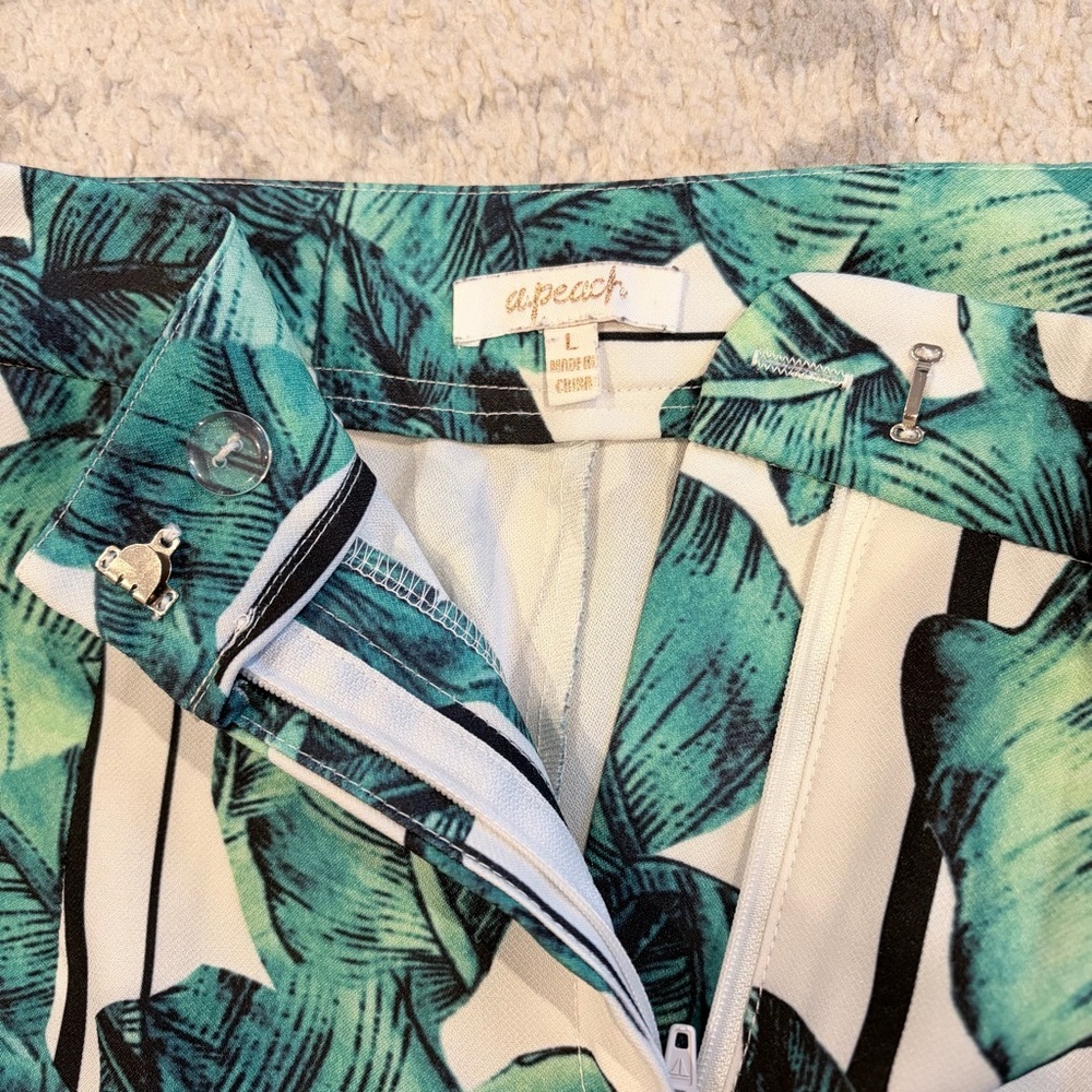 a.peach Tropical Leaf Print Pants Womens L Green Palm Resort Casual - Picture 2 of 8